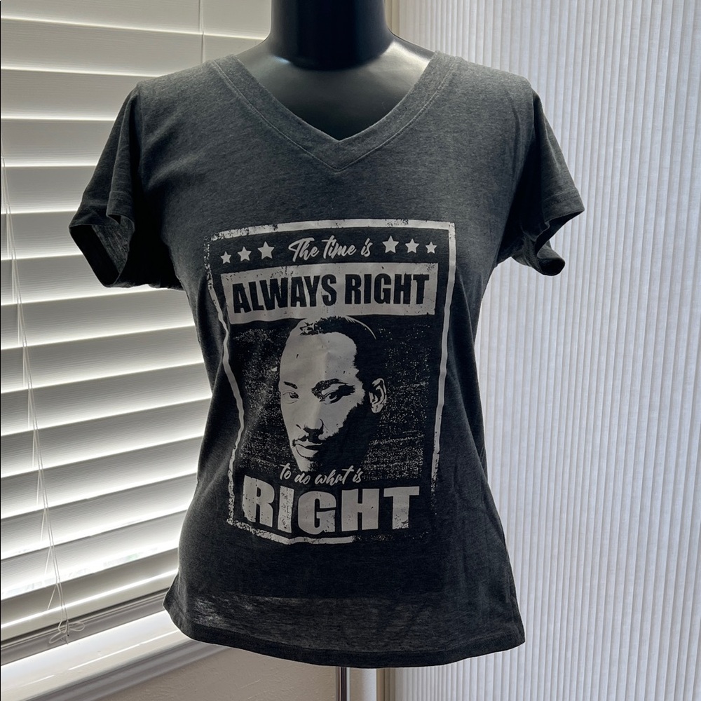 Graphic Gray V-Neck Tee